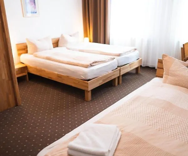 ゲストハウス ペンション アム ホイシュタイク