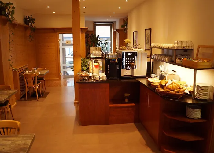 Am Heusteig בית הארחה