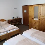 Am Heusteig بيت ضيافة 3*