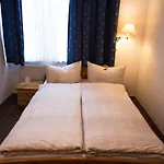Am Heusteig بيت ضيافة 3*