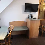 Am Heusteig بيت ضيافة شتوتغارت