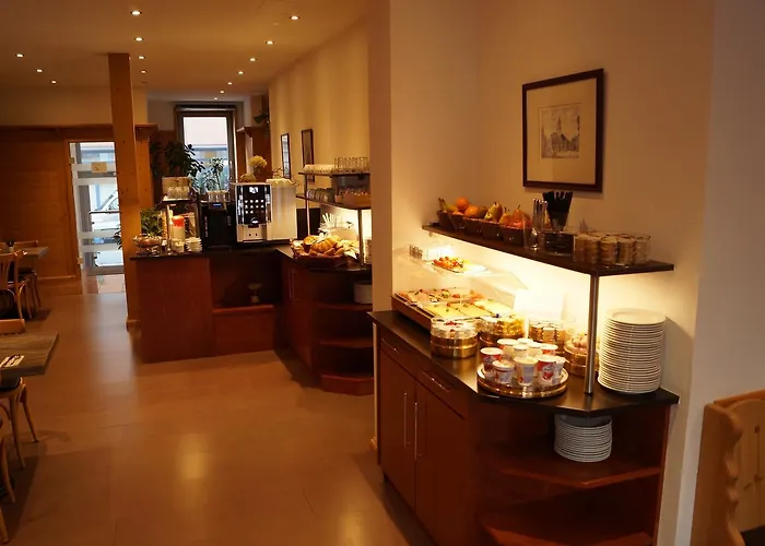 Pensión Am Heusteig 3*